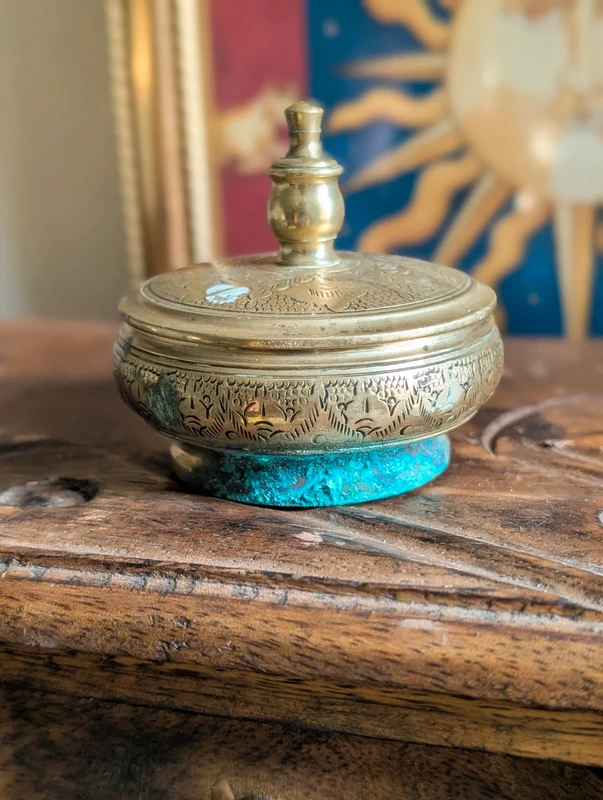Vintage Mini Brass Trinket Pot - Image 2