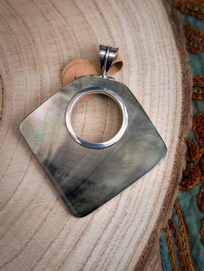 925 Silver Grey Shell Pendant