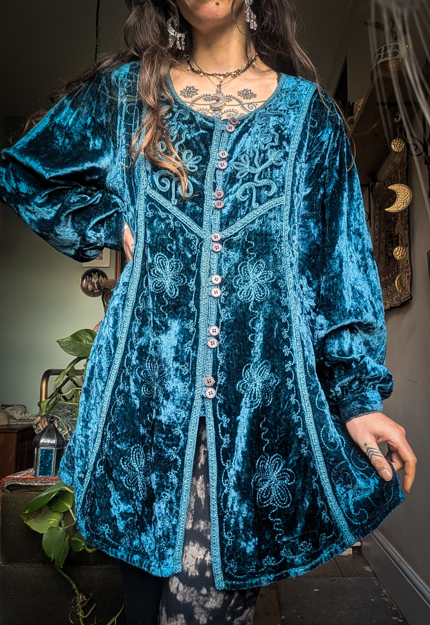 Vintage Teal Crushed Velvet Top