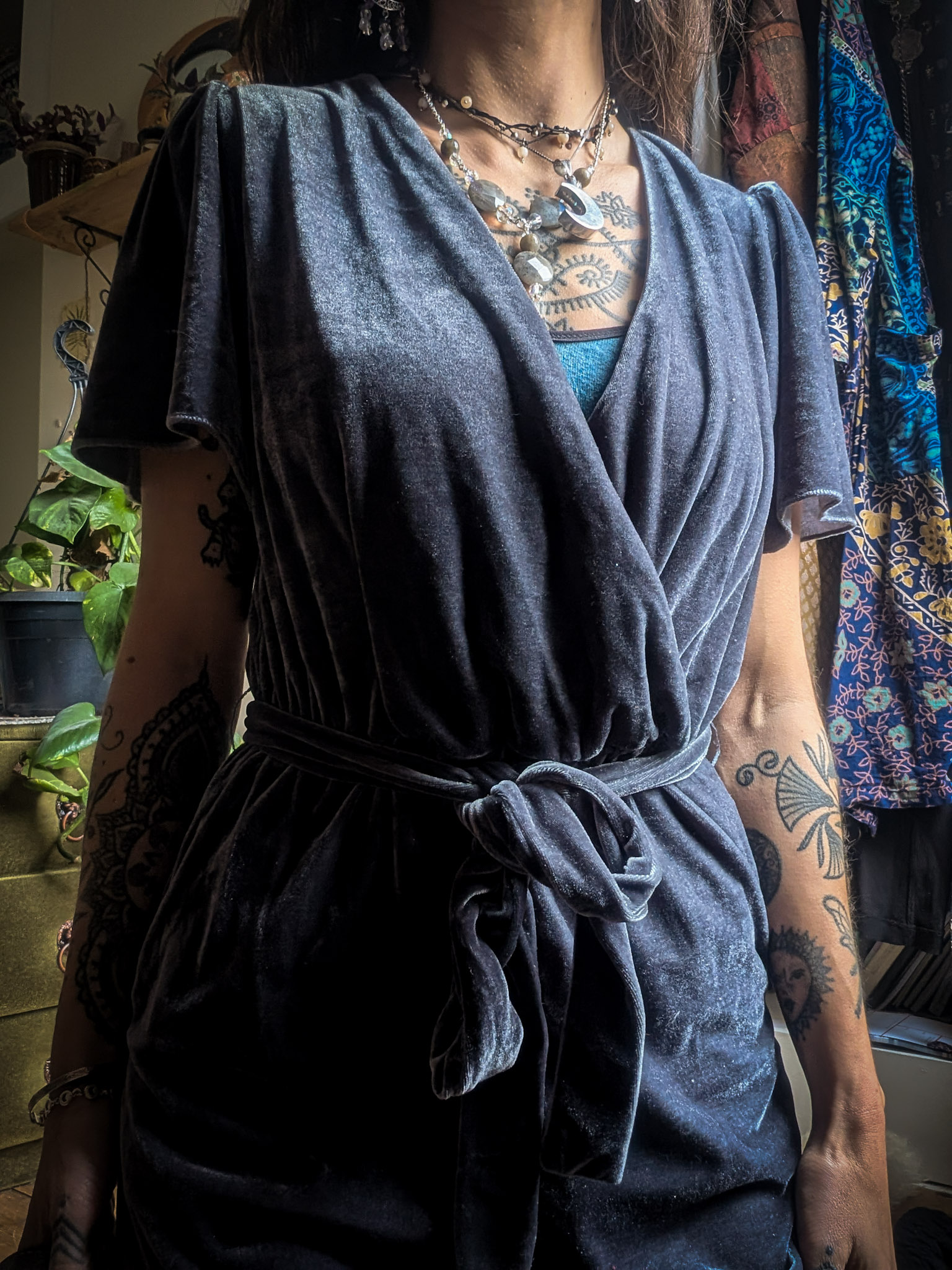 Preloved Grey Velvet Jumpsuit - Image 6