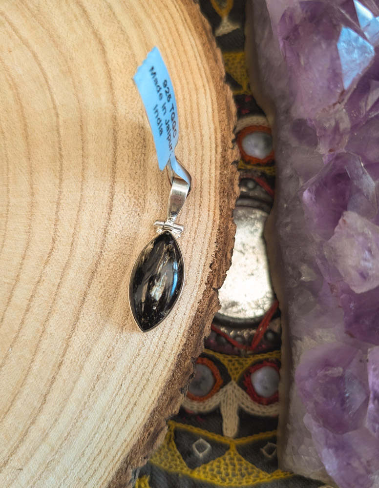 Deadstock Silver Gemstone Pendant - Image 4