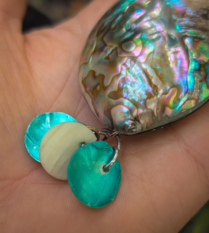 Upcycled Abalone Shell Necklace - Image 5