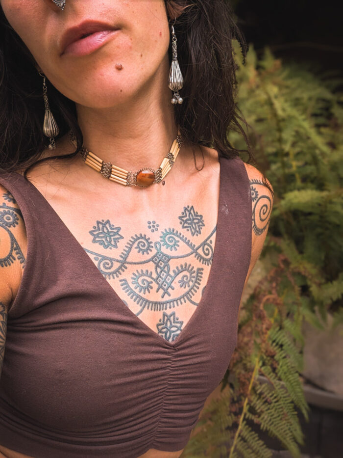 Peruvian Bamboo Gemstone Choker - Image 3