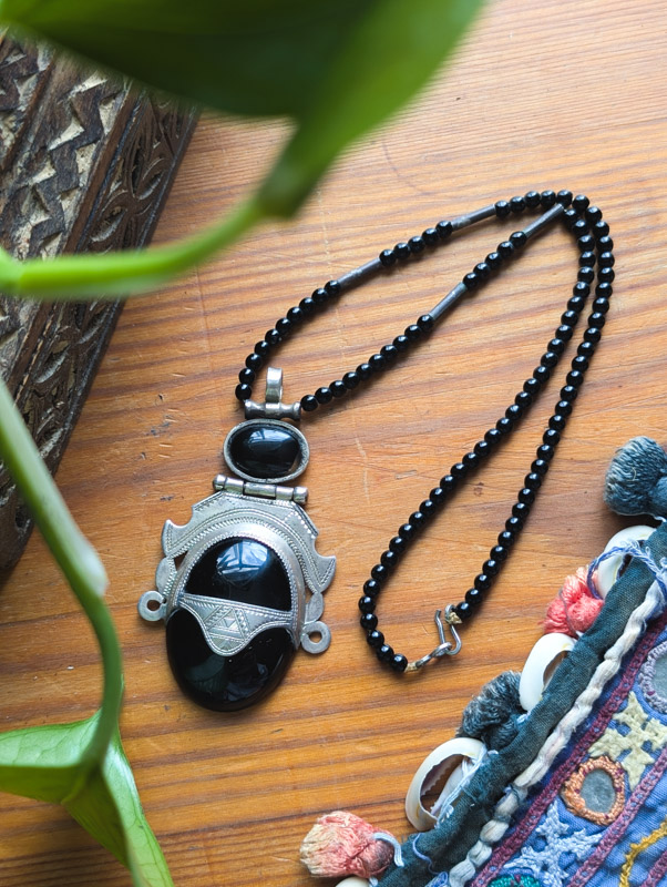 Berber Onyx & Silver Necklace - Image 3