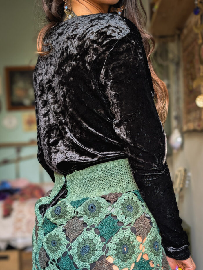 Vintage Black Zipper Velvet top - Image 4