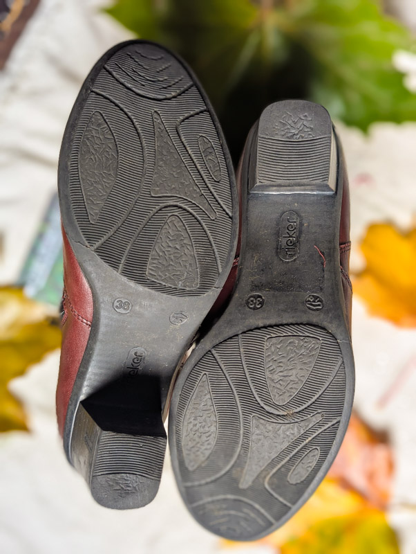Butterfly Painted Boots - Image 3