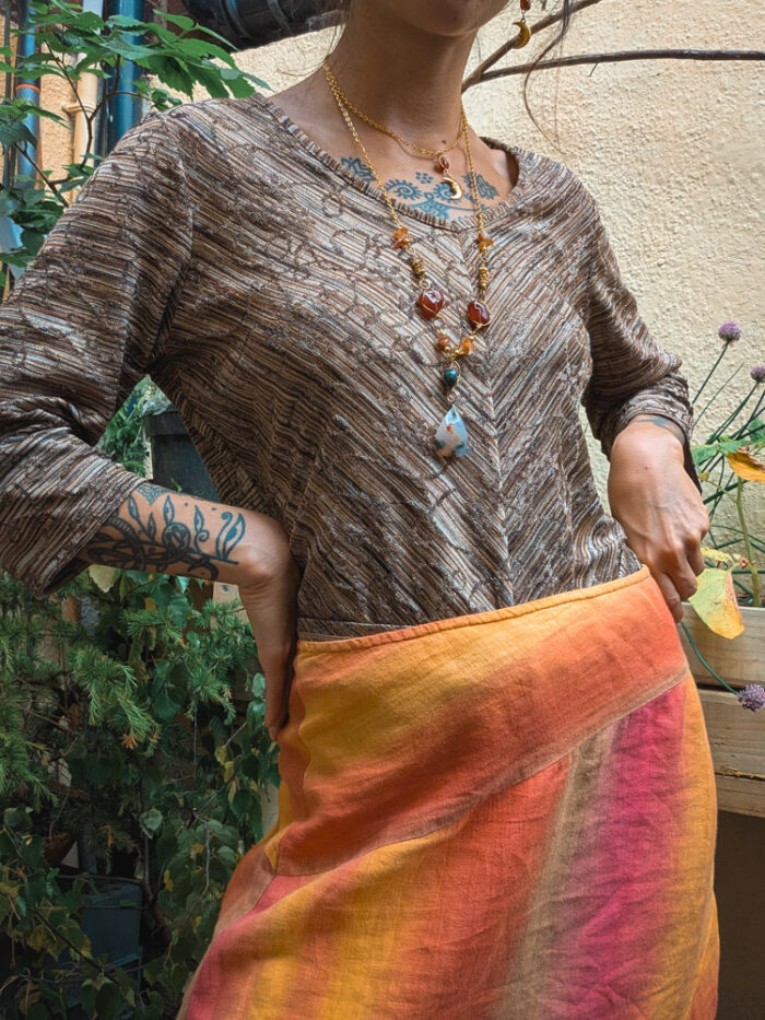 Retro Brown Sparkly Top - Image 2
