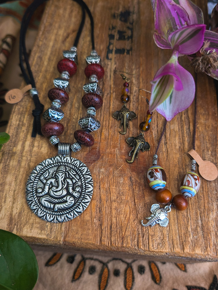 Elephant Jewellery Bundle - Image 2
