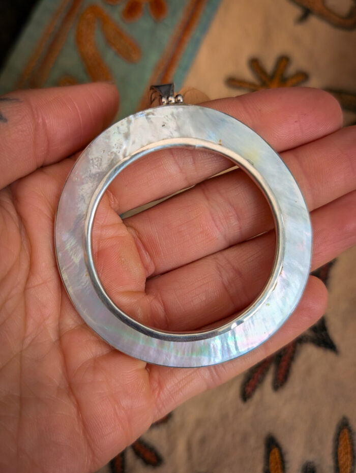 925 Silver Shell Circle Pendant - Image 4