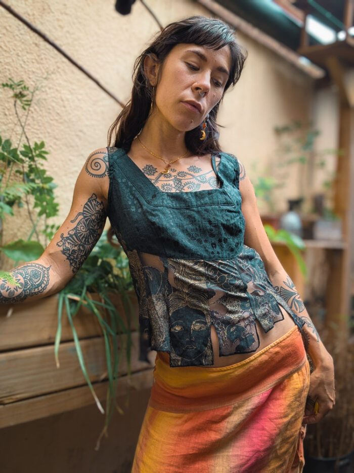 Vintage Corset-Style Mesh Top - Image 4
