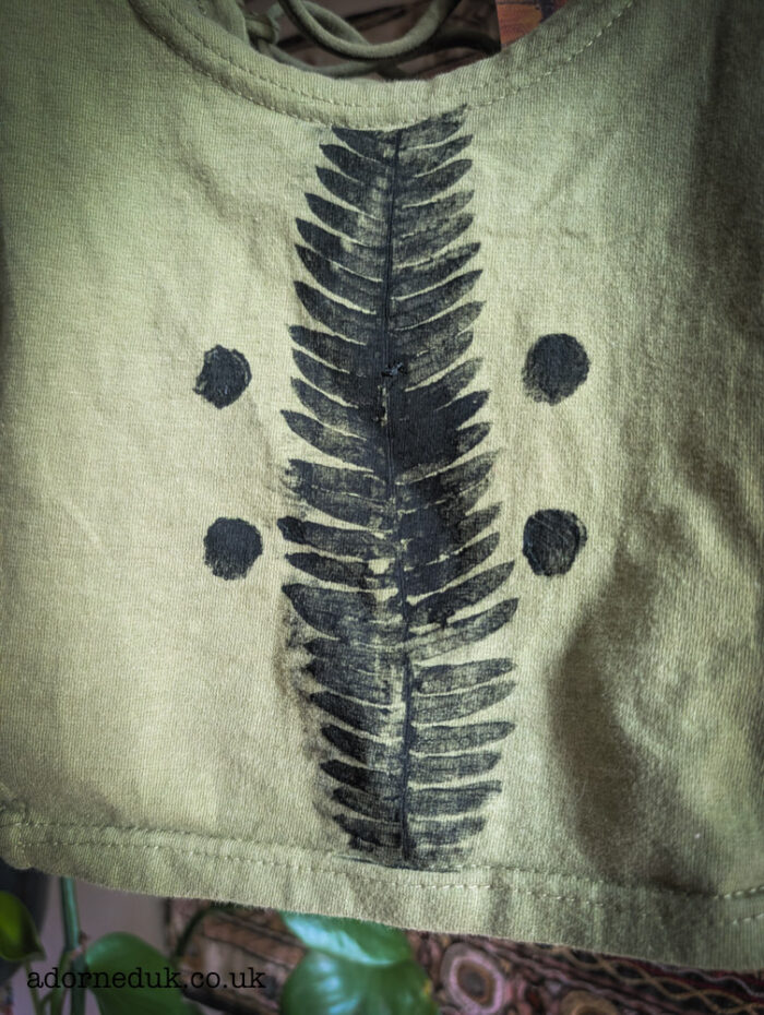 Reworked Fern Print Crop Top - Image 5