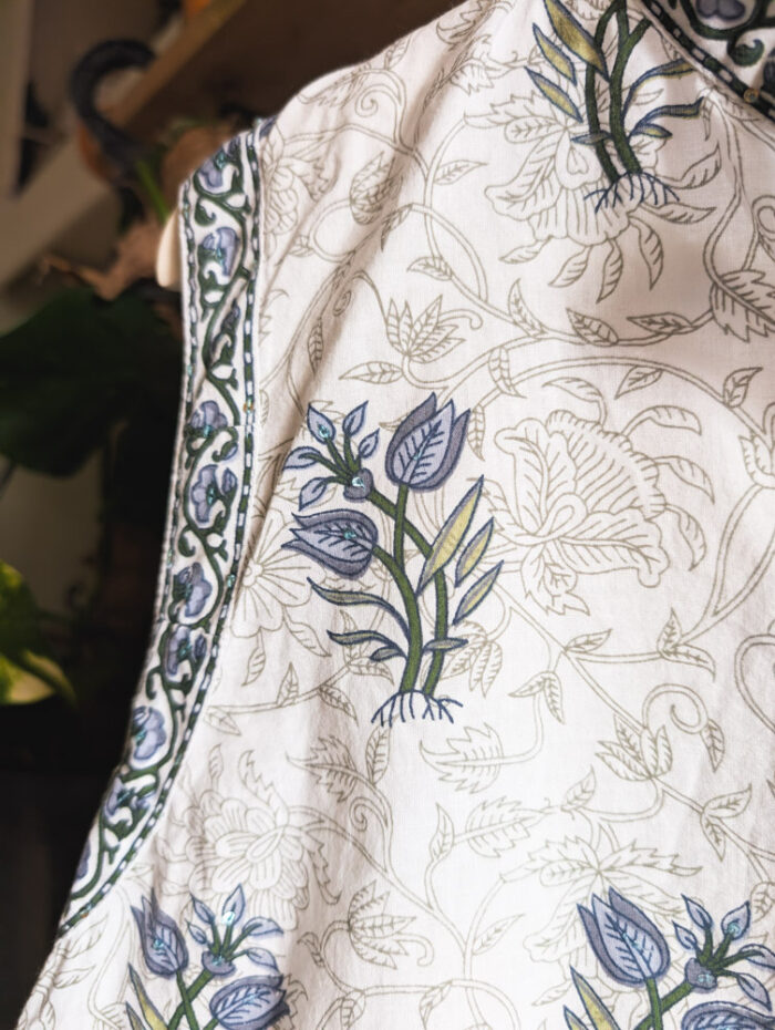 Preloved East Floral Vest - Image 3