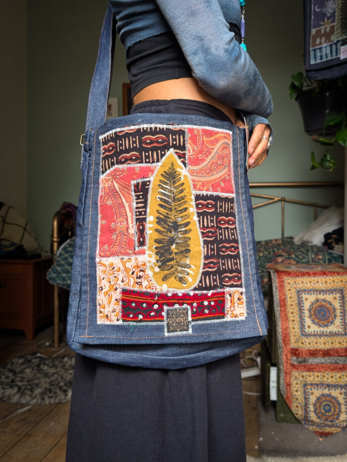Upcycled Fern Messenger Bag - Image 5