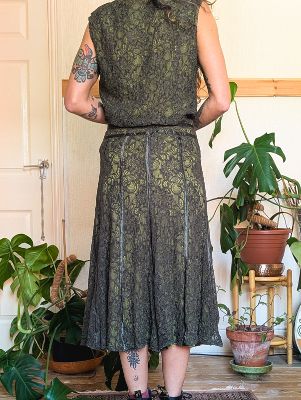 Vintage Green Two-Piece - Image 3
