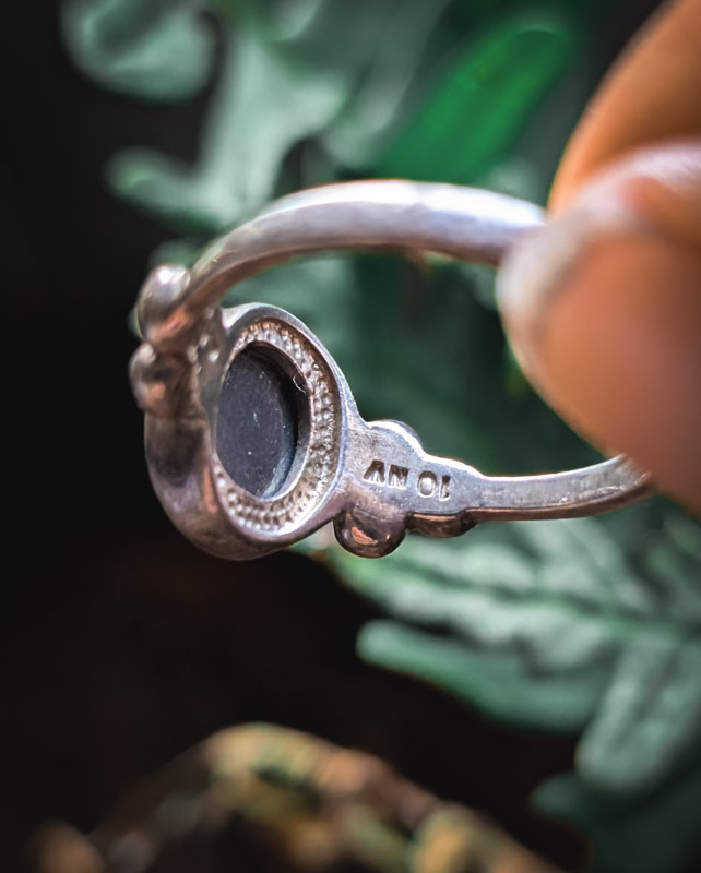 Silver & Hematite Ring - Image 4