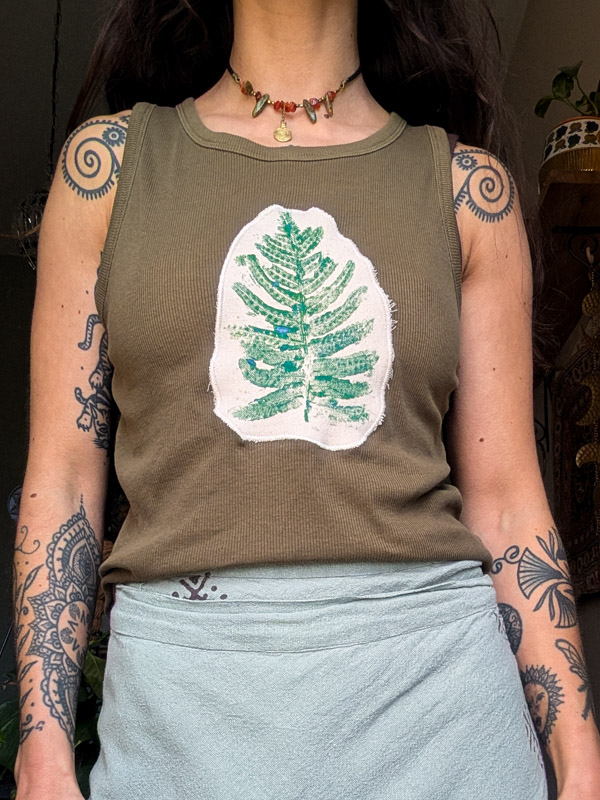 Reworked Khaki Fern Print Vest - Image 3