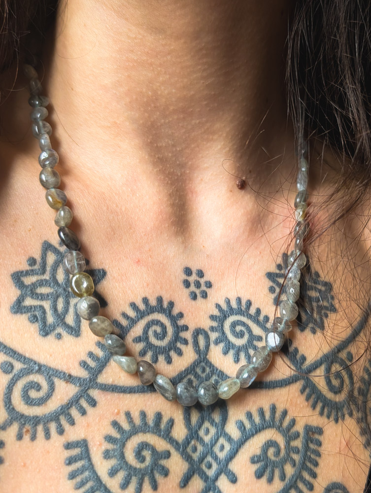 925 Silver Labradorite Necklace - Image 2