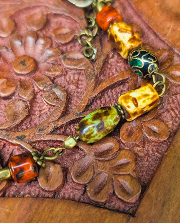 Upcycled Leaf Gemstone Anklet - Image 5