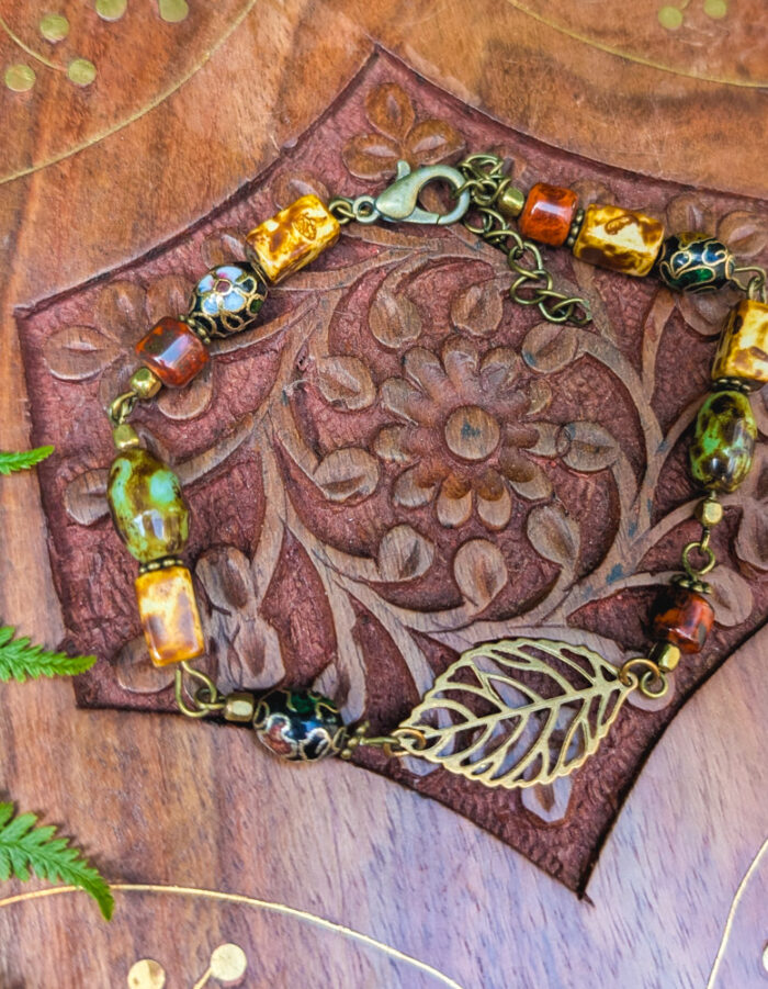 Upcycled Leaf Gemstone Anklet - Image 6
