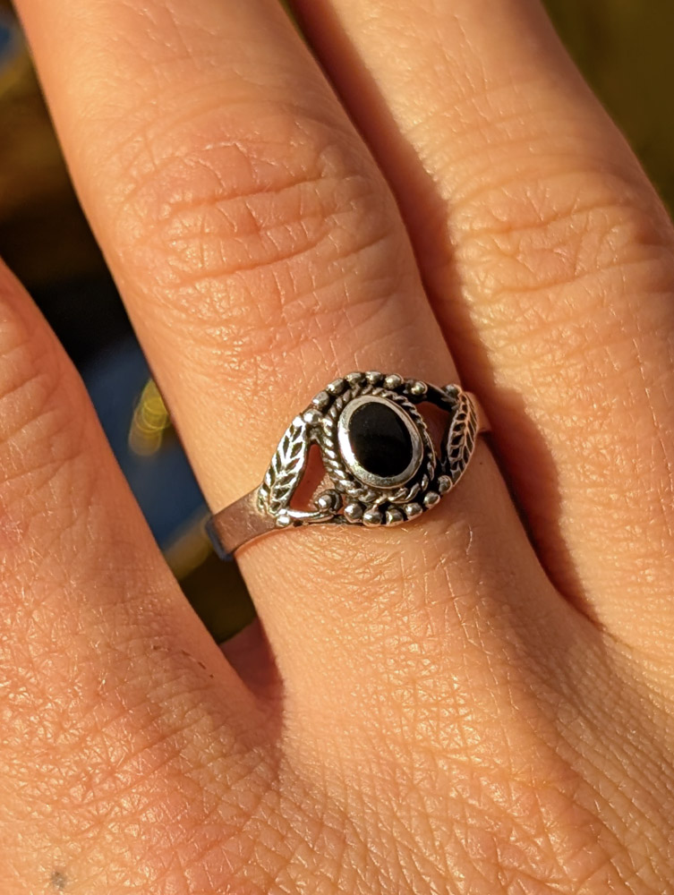 Vintage 925 Silver Onyx Ring