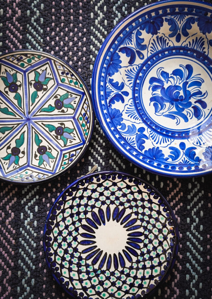 Preloved Pair of Painted Plates - Image 6
