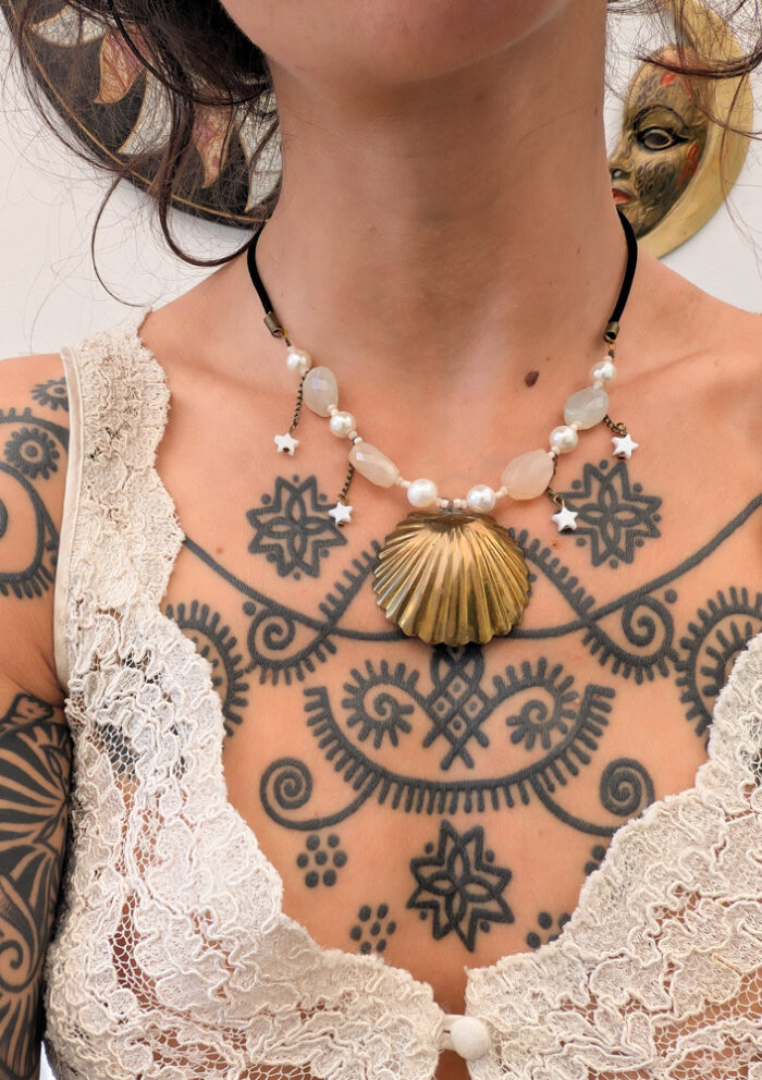 Mermaid Shell Gemstone Necklace - Image 3