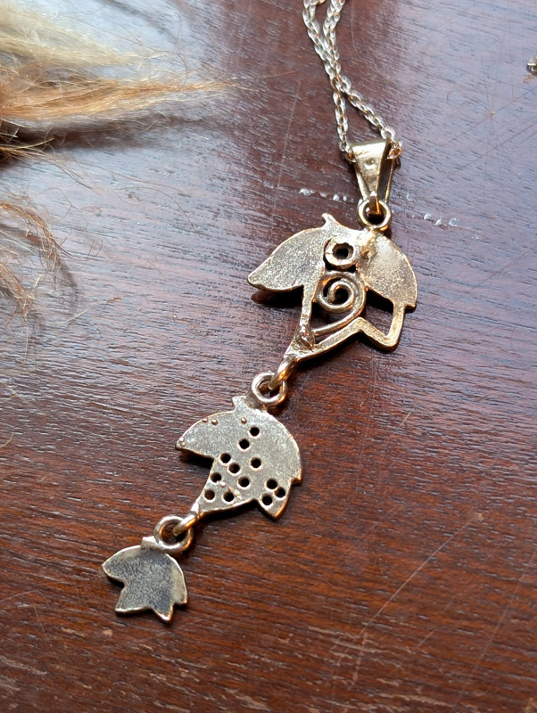 Vintage Silver Leaf Necklace - Image 4