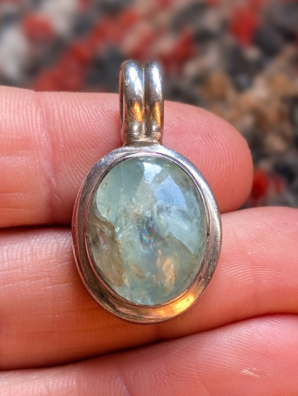 Vintage Silver Green Gemstone Pendant - Image 2