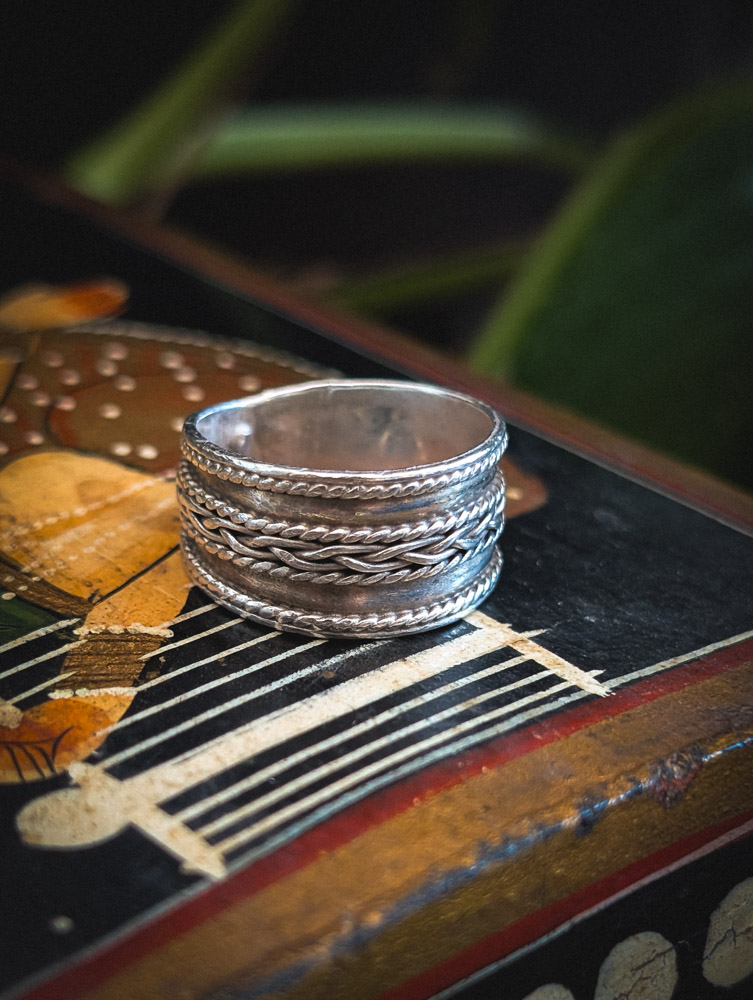 Preloved Silver Rope Ring