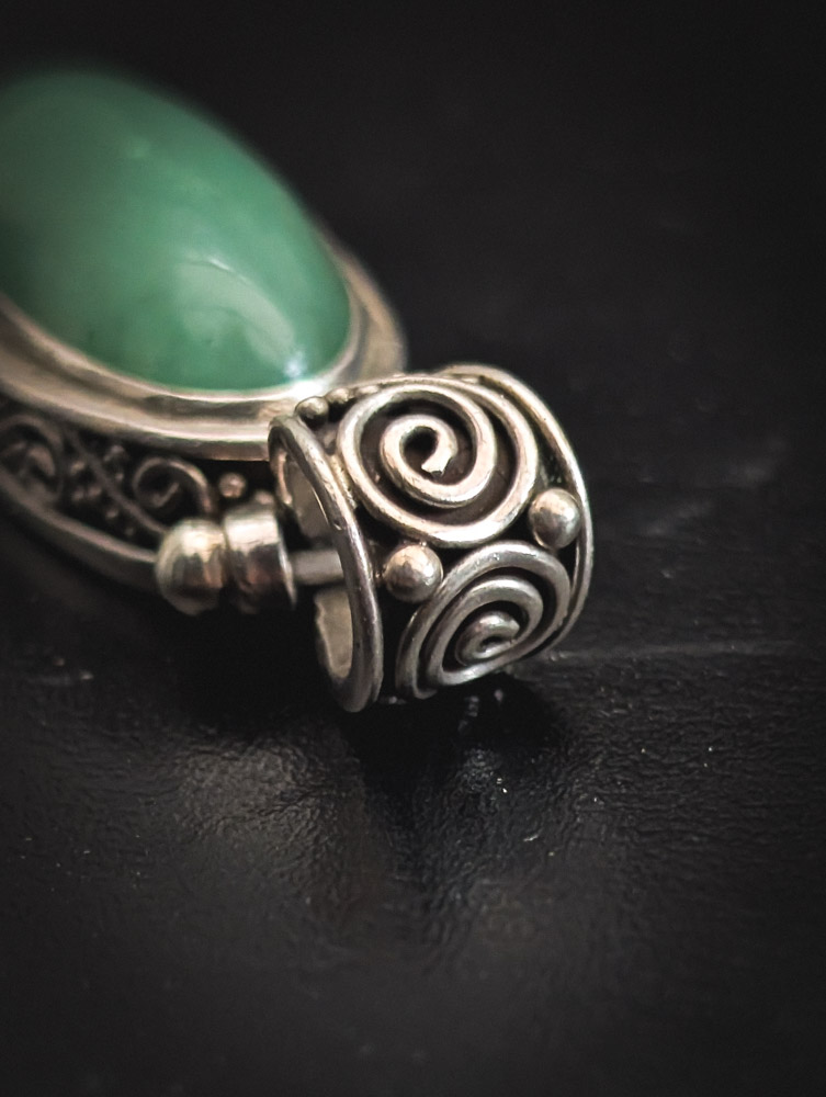 925 Silver Suarti Gemstone Pendant - Image 2