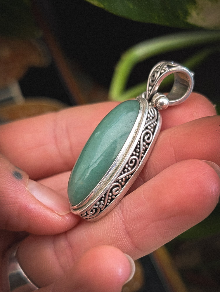 925 Silver Suarti Gemstone Pendant