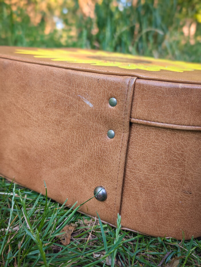 Upcycled Sunflower Vanity Case - Image 4