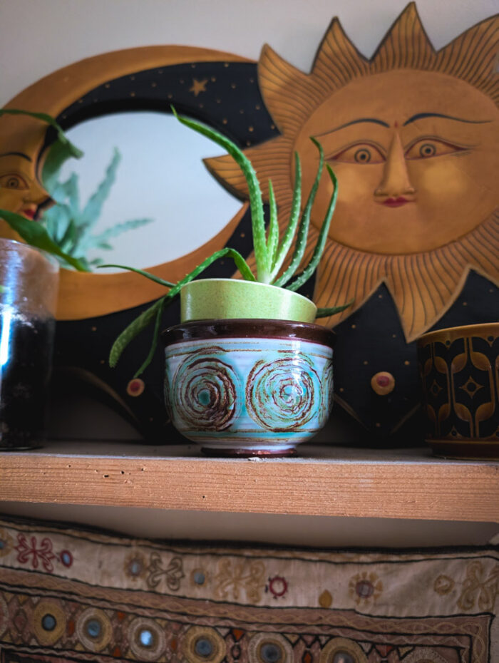 Preloved Spiral Pot - Image 4