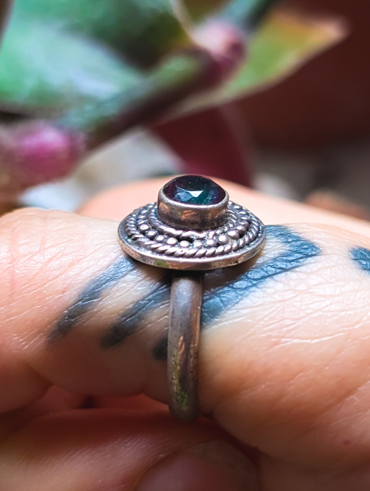 Vintage Mystic Topaz Ring - Image 2